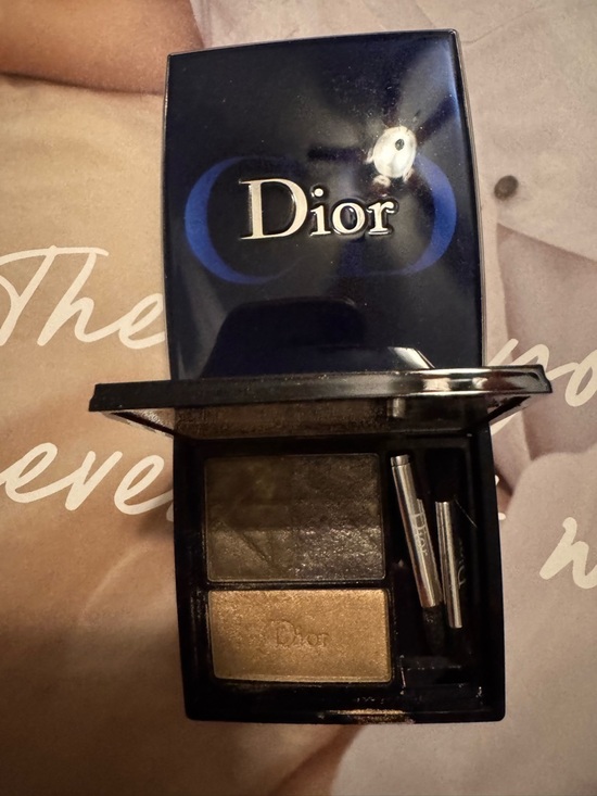Dior Other - Dior Women Eyeshadow Duo - Olive Green & Shimmer Gold.  3 Couleurs in Smoky